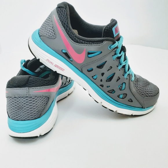 Nike Shoes - Nike Dual Fusion Run 2 women's running shoes